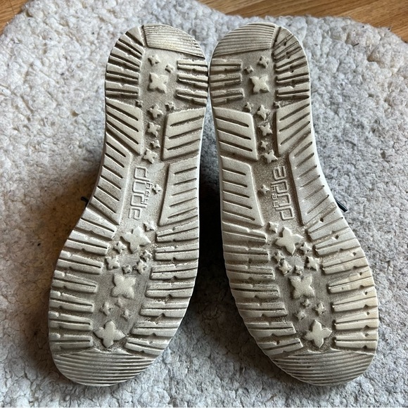 Hey Dude: Women's 'Wendy' Chambray Canvas Upper Slip On Loafer Sneakers Sz 7 - Picture 5 of 9